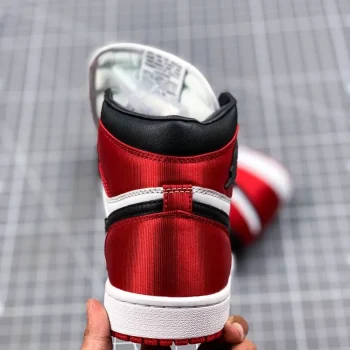 AJ 1 Retro High Satin Black Toe