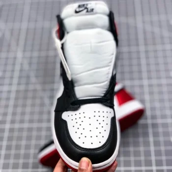 AJ 1 Retro High Satin Black Toe