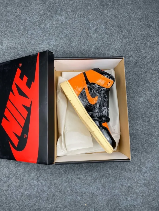 AJ 1 Retro High Shattered Backboard 3.0