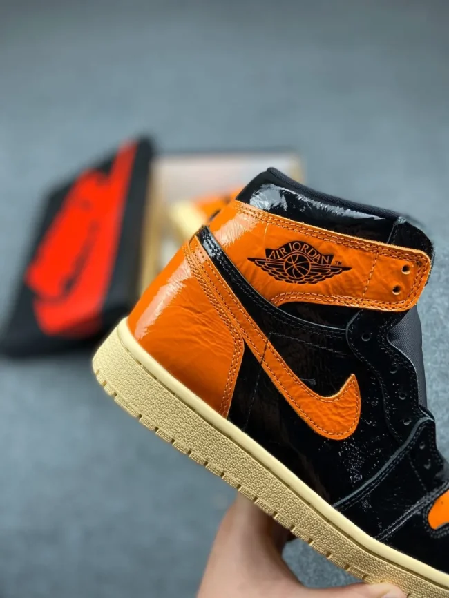 AJ 1 Retro High Shattered Backboard 3.0