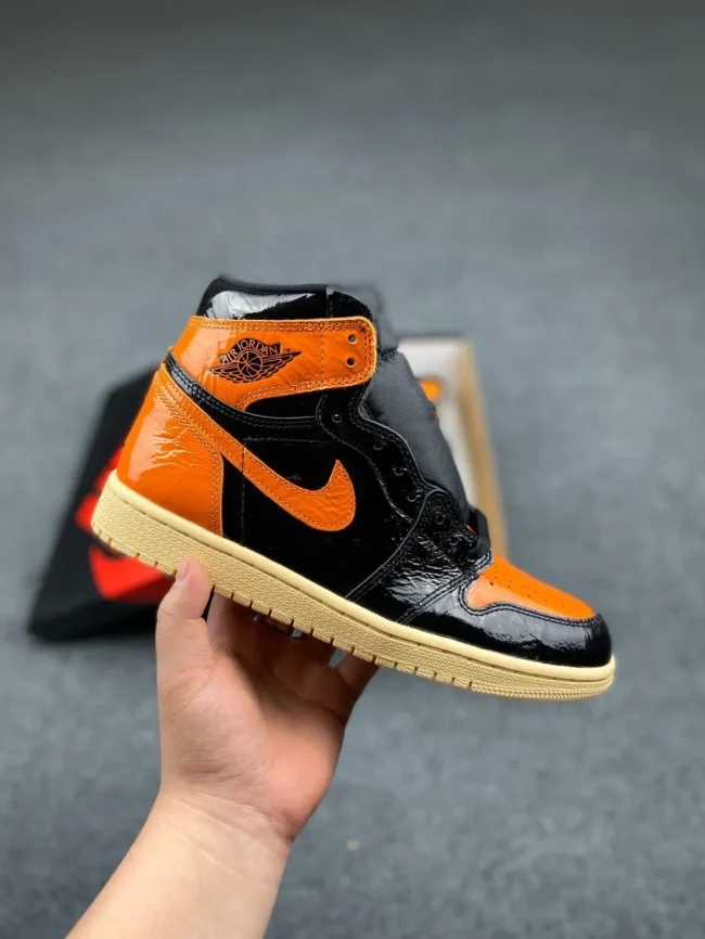 AJ 1 Retro High Shattered Backboard 3.0