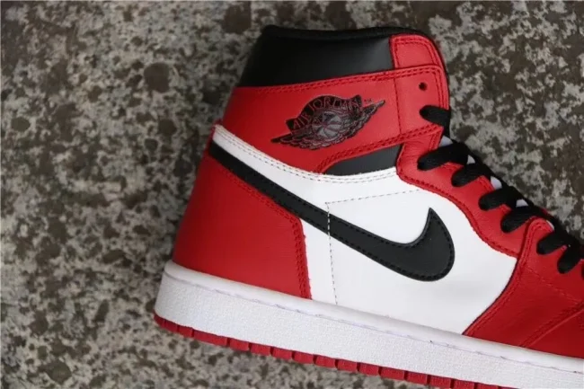 AJ 1 Retro High Og Chicago 2015