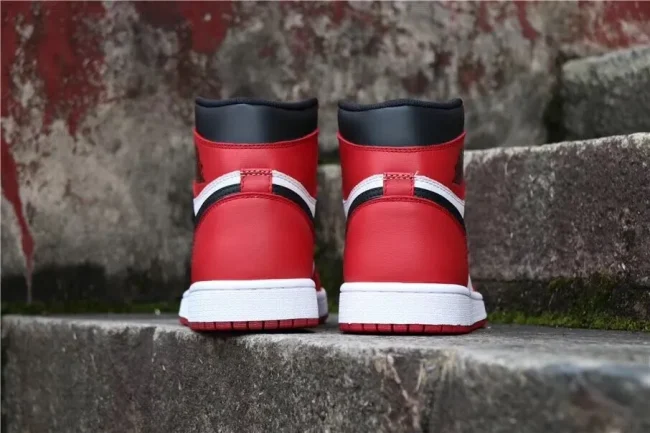 AJ 1 Retro High Og Chicago 2015