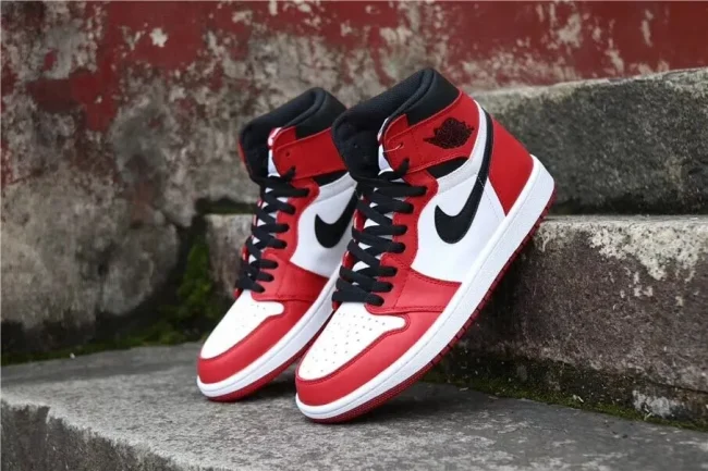 AJ 1 Retro High Og Chicago 2015