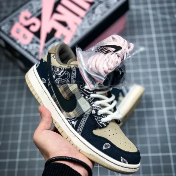 Tscott X Dunk Low Premium Qs Sb Cactus Jack