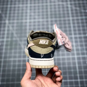 Tscott X Dunk Low Premium Qs Sb Cactus Jack