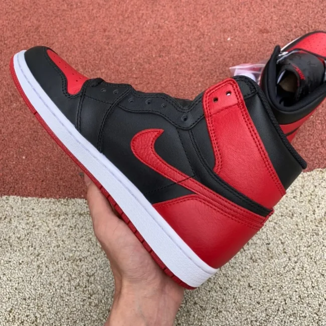 AJ 1 Retro High Bred Banned 2016