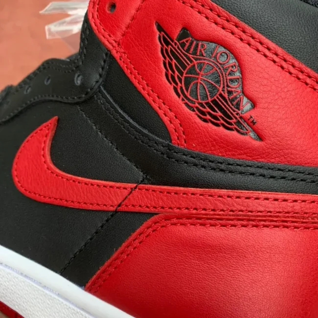 AJ 1 Retro High Bred Banned 2016