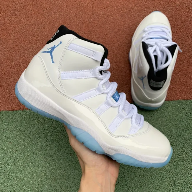 AJ 11 Retro Legend Blue