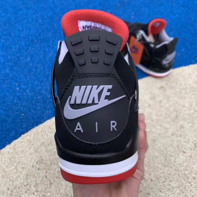 AJ 4 Retro Bred