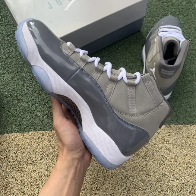 AJ 11 Retro Cool Grey 2021