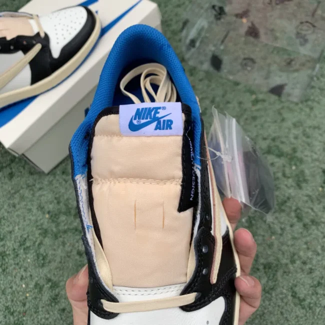 AJ 1 Low Tscott X Fragment