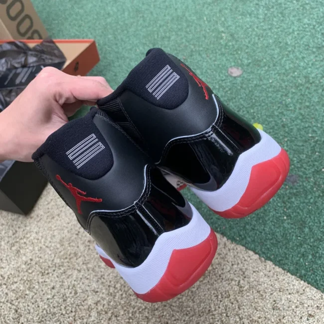 AJ 11 Retro Bred 2019