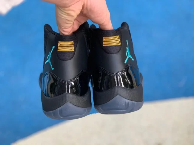 AJ 11 Retro Gamma Blue