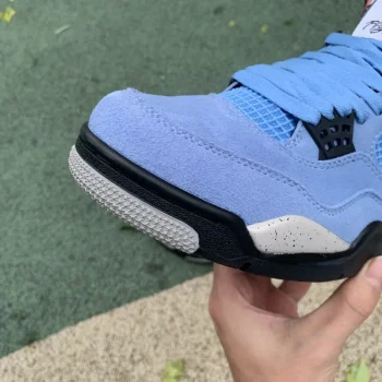 AJ 4 Retro University Blue