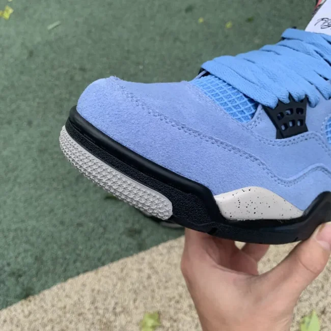 AJ 4 Retro University Blue