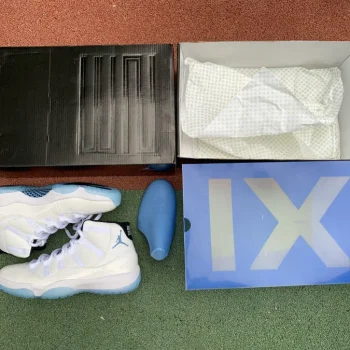 AJ 11 Retro Legend Blue