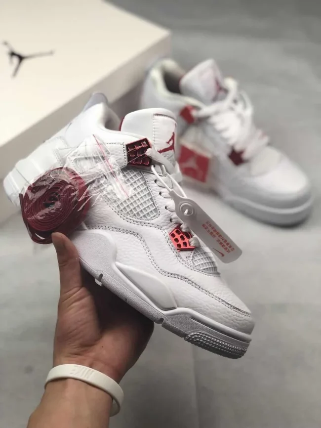 AJ 4 Retro Metallic Red