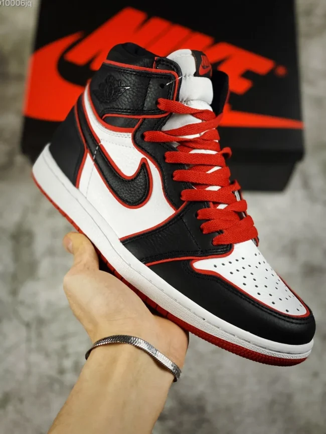 AJ 1 Retro High Bloodline