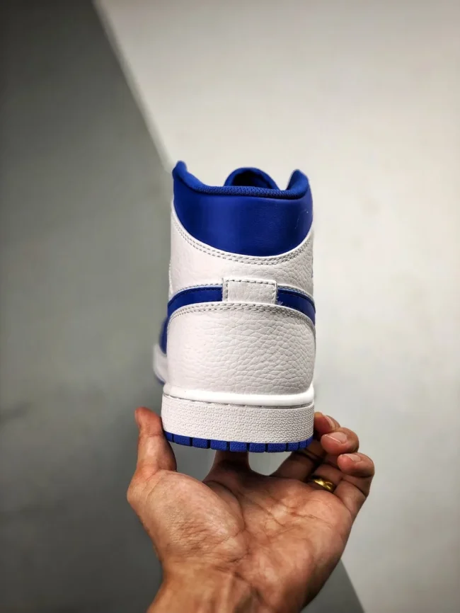 AJ 1 Mid Hyper Royal