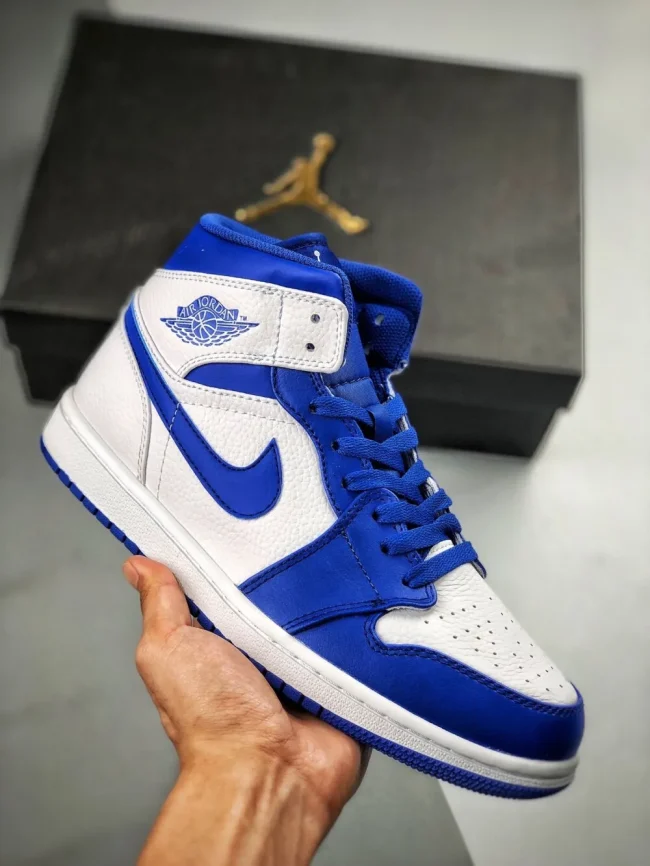 AJ 1 Mid Hyper Royal