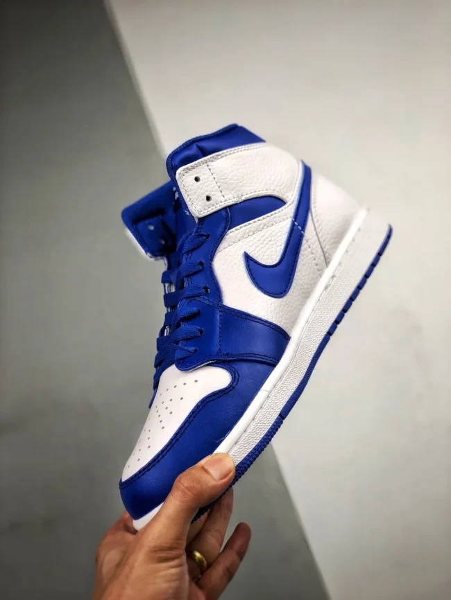 AJ 1 Mid Hyper Royal