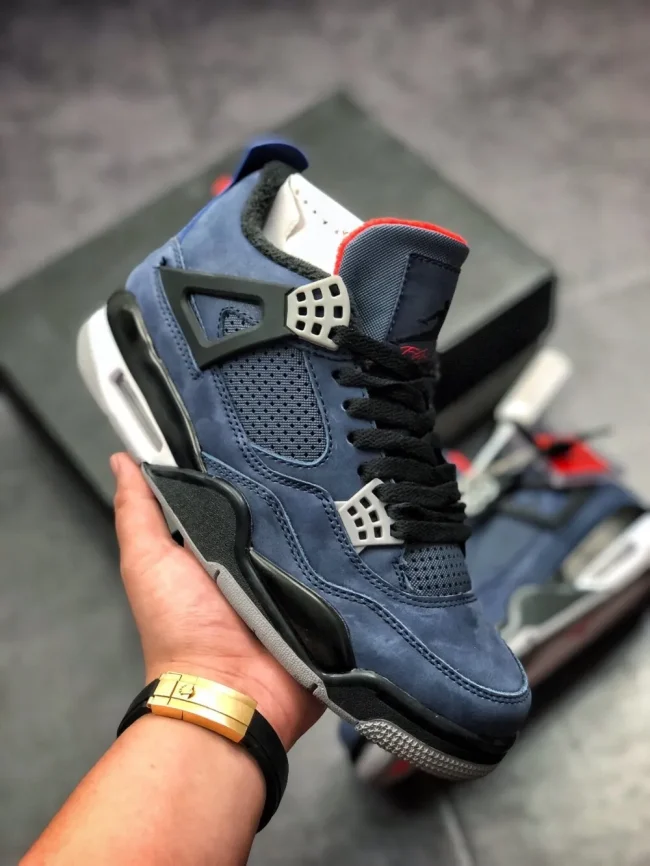 AJ 4 Winter Loyal Blue