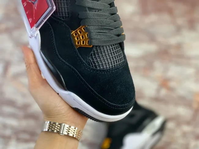 AJ 4 Retro Royalty