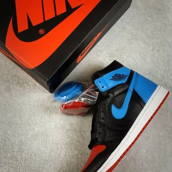 AJ 1 Retro High Unc To Chicago