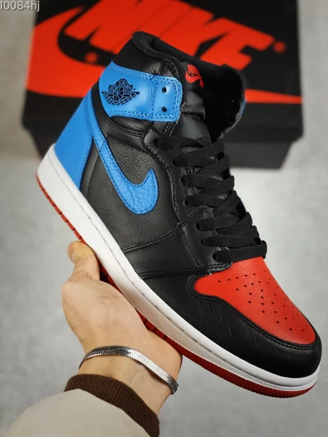 AJ 1 Retro High Unc To Chicago