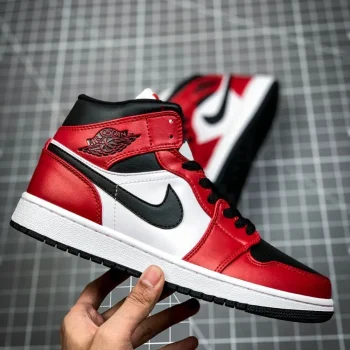 AJ 1 Mid Chicago Black Toe