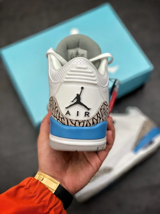 AJ 3 Retro Unc 2020