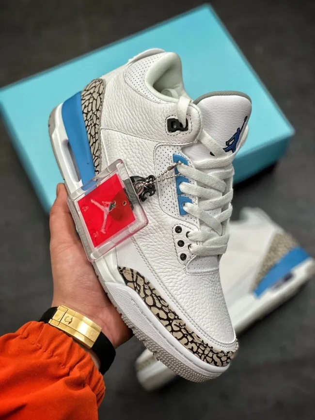 AJ 3 Retro Unc 2020