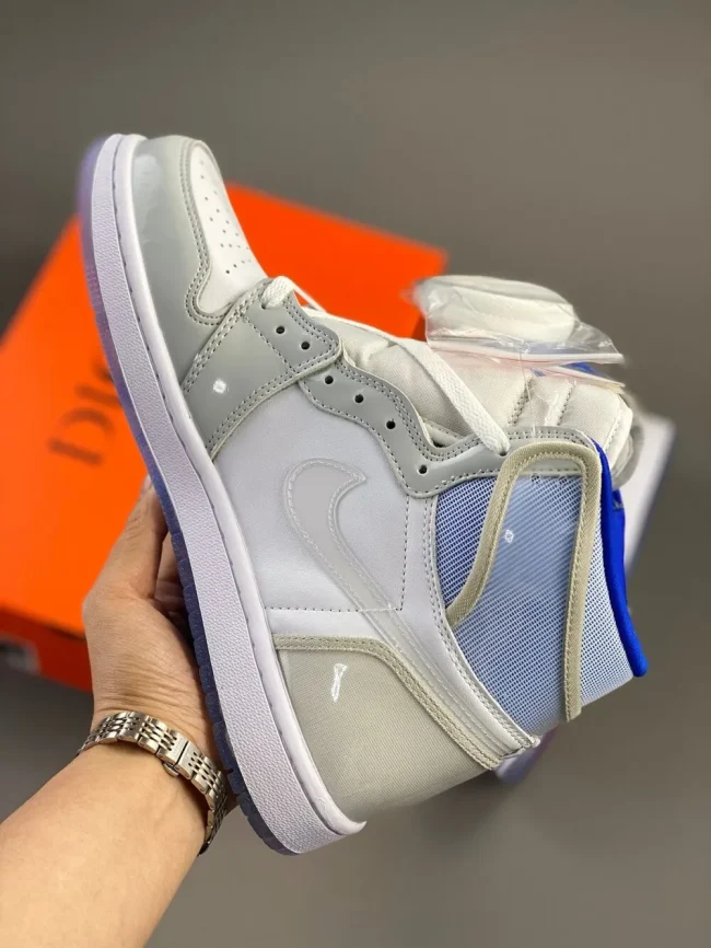 AJ 1 Retro High Zoom White Racer Blue