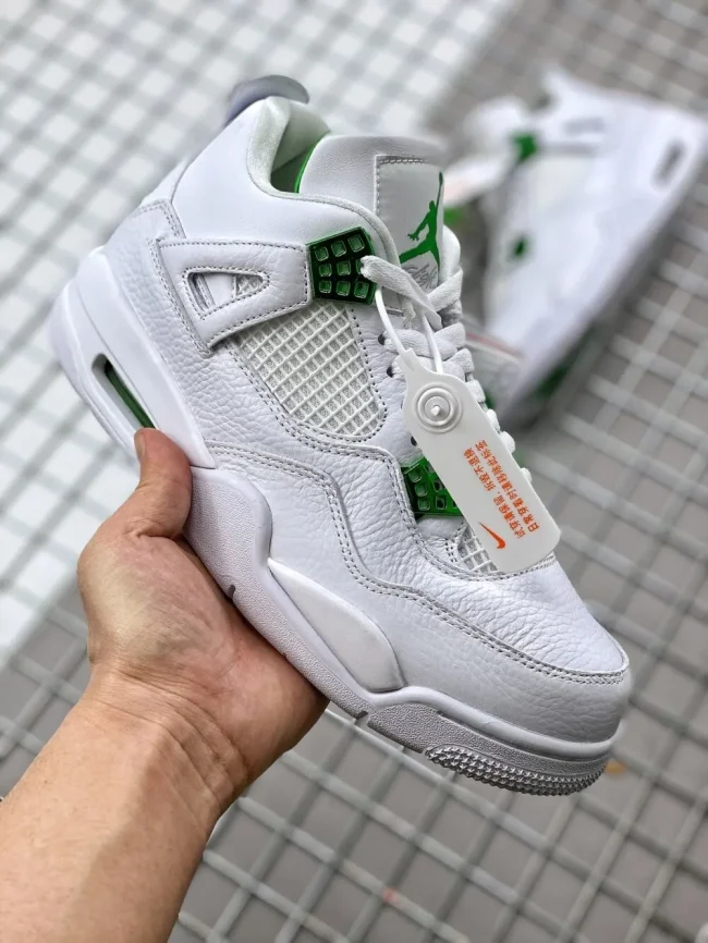 AJ 4 Retro Metallic Green