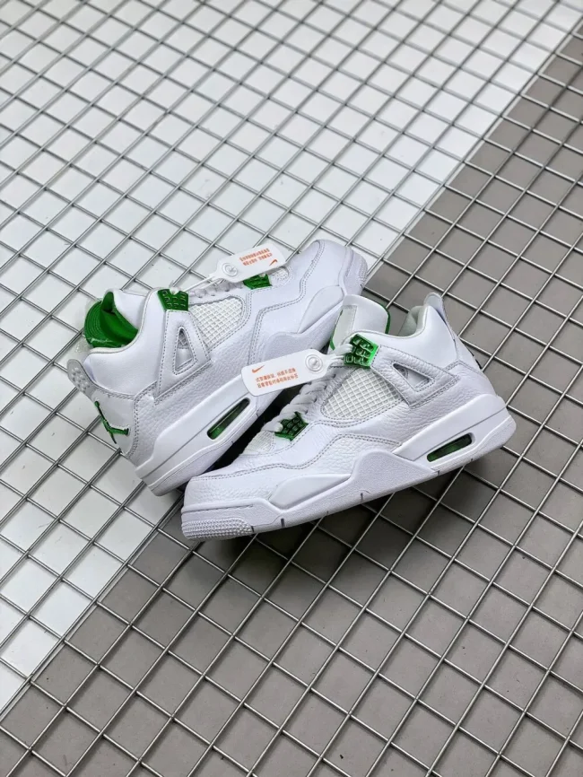 AJ 4 Retro Metallic Green