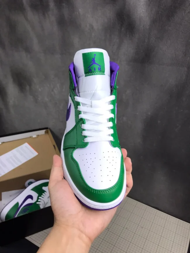 AJ 1 Mid Hulk