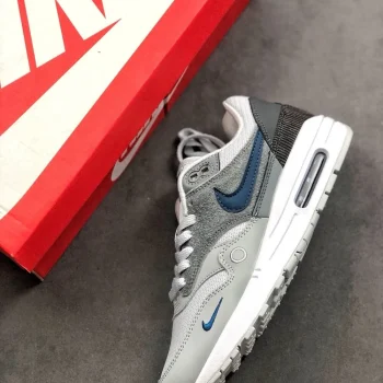 Air Max 1 City Pack London