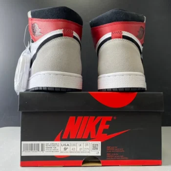 AJ 1 Retro High Smoke Grey