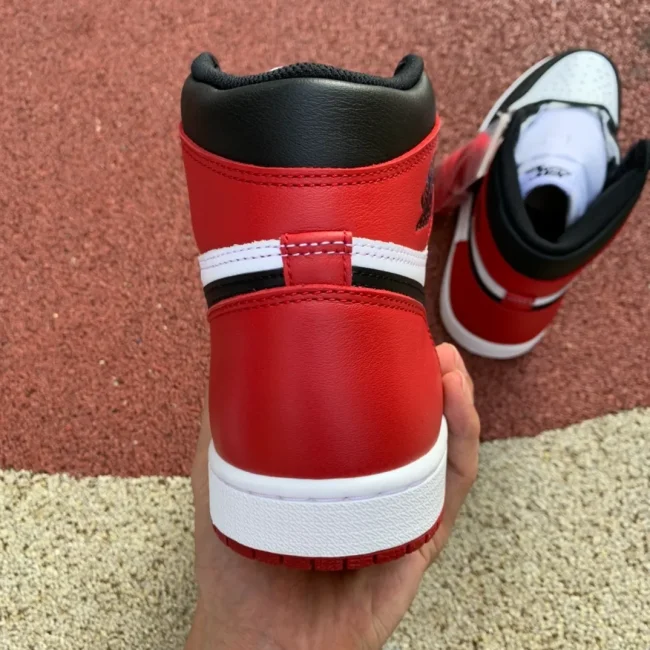 AJ 1 Retro High Og Black Toe 2016