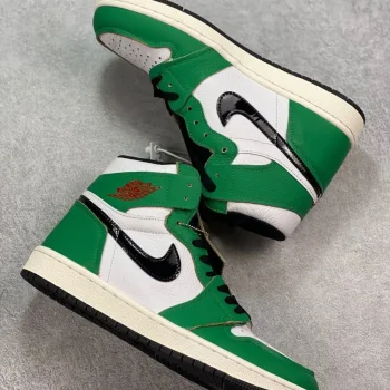 AJ 1 Retro High Lucky Green