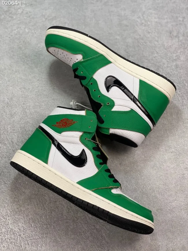 AJ 1 Retro High Lucky Green