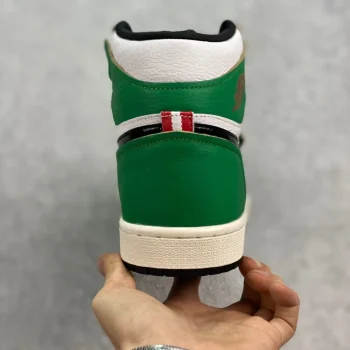 AJ 1 Retro High Lucky Green