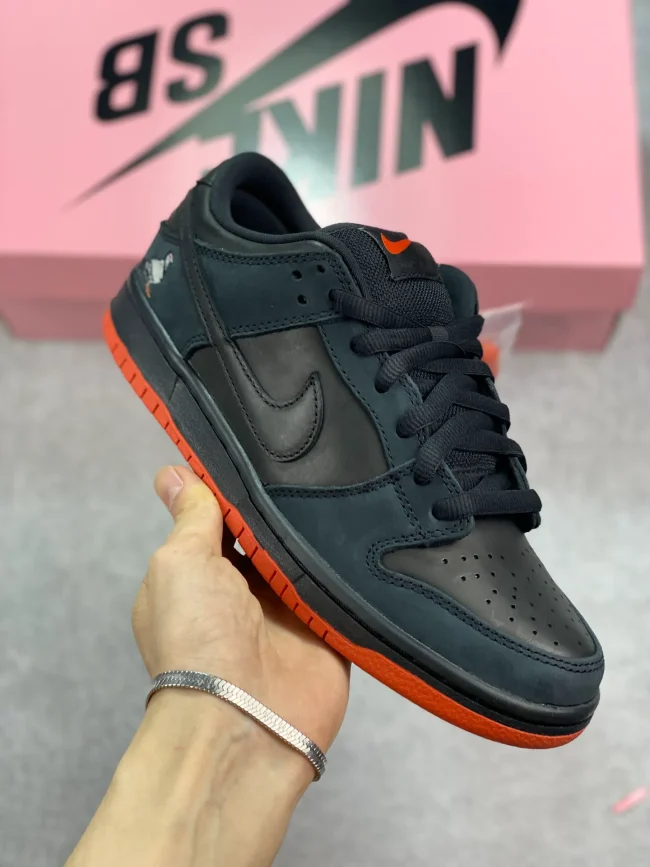 Jeff Staple X Dunk Low Pro Sb Black Pigeon