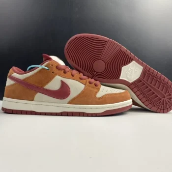 Dunk Low Pro Sb Dark Russet