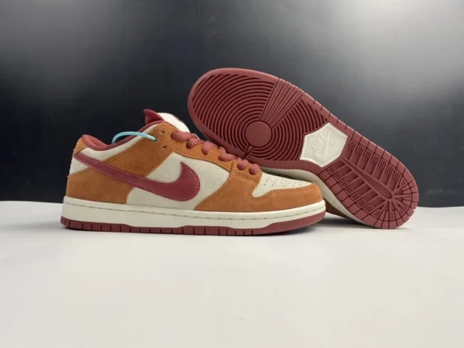 Dunk Low Pro Sb Dark Russet