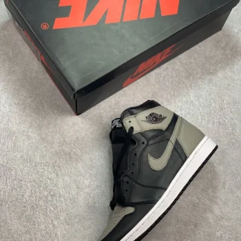 AJ 1 Retro High Og Shadow 2018