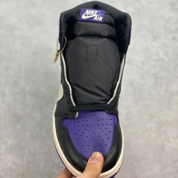 AJ 1 Retro High Og Court Purple