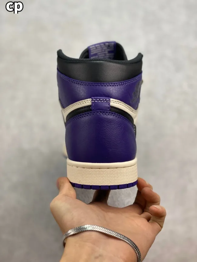 AJ 1 Retro High Og Court Purple