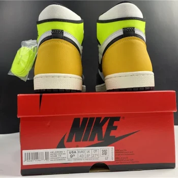 AJ 1 Retro High Og Volt Gold